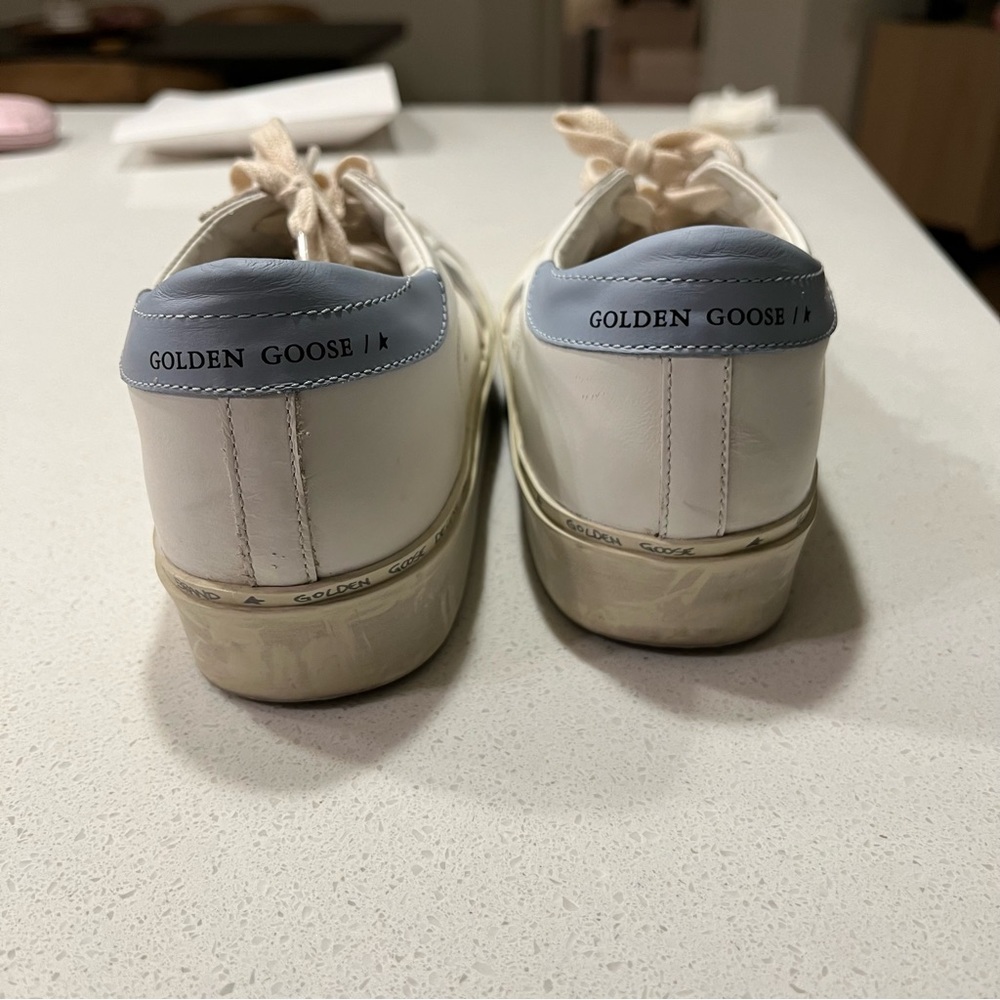 Golden Goose | Hi Star with metallic leather star and powder-blue heel tab - Picture 11 of 11